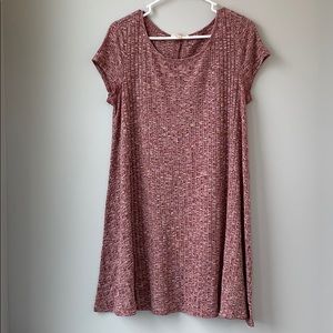 Maroon Short Sleeve Flowy Dress